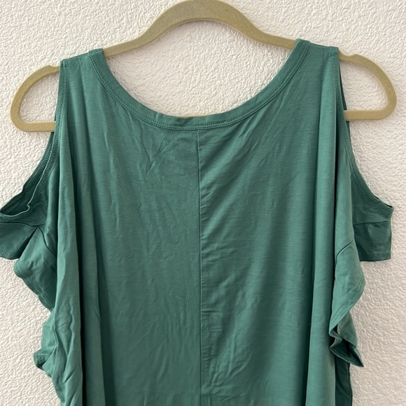 SHOP BASIC USA • Green Tank Off The Shoulder Top Blouse - Picture 7 of 7